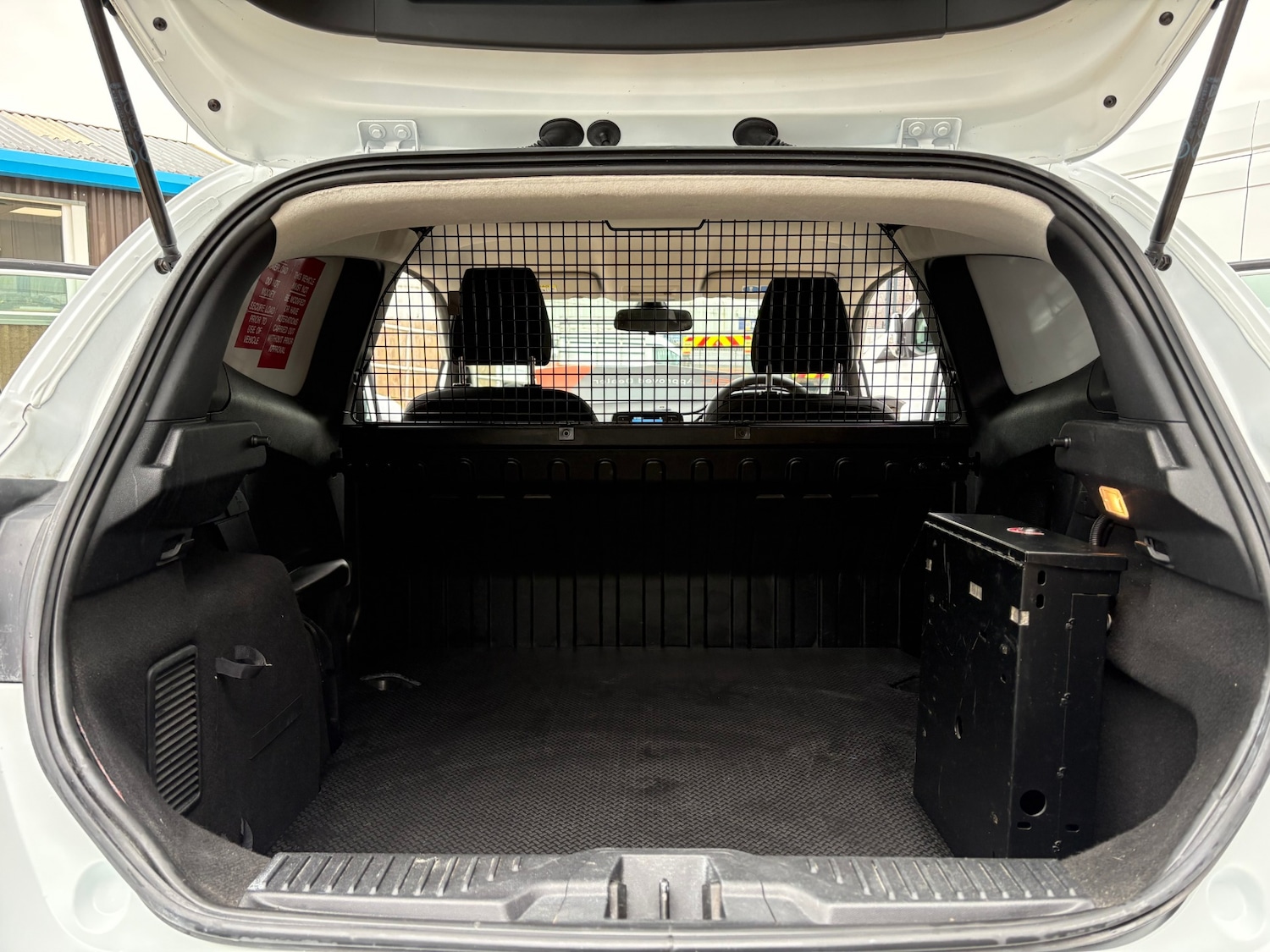 Used Ford Fiesta 2019 for sale - 77989400: Photo 21