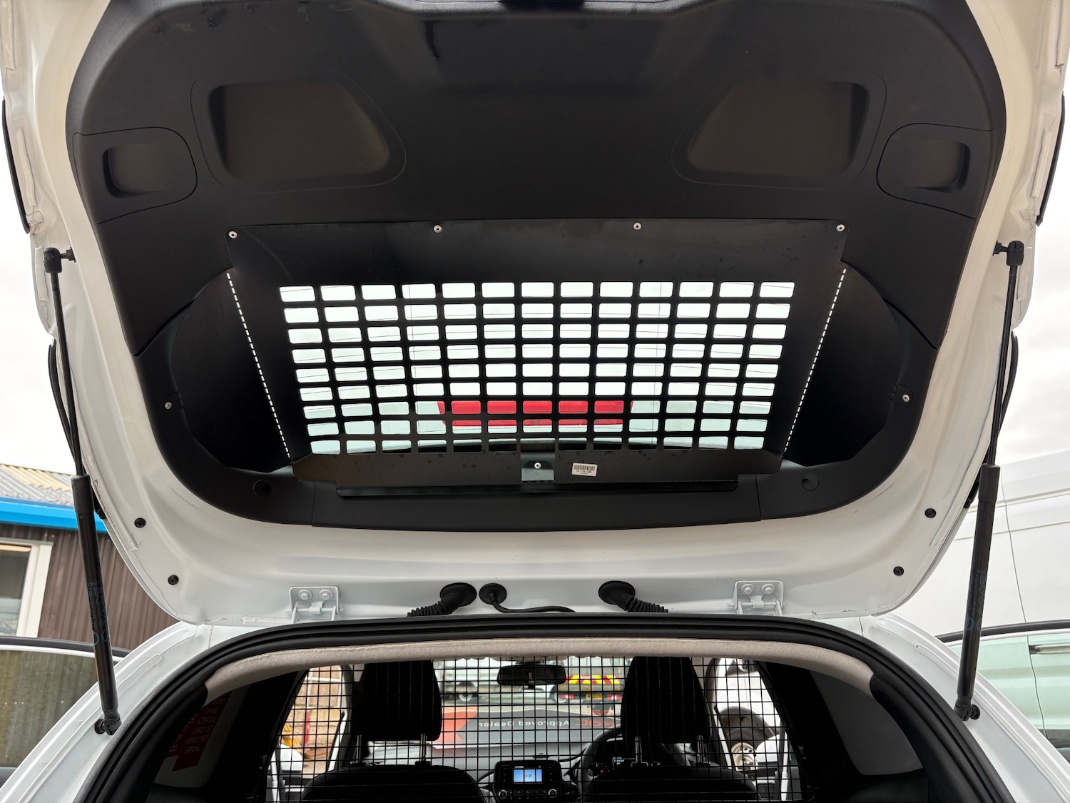 Used Ford Fiesta 2019 for sale - 77989400: Photo 22