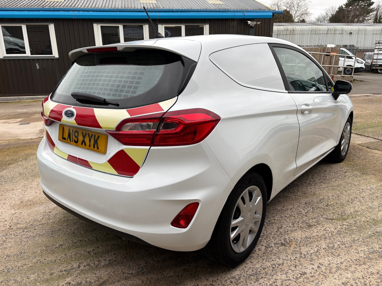 Used Ford Fiesta 2019 for sale - 77989400: Photo 4