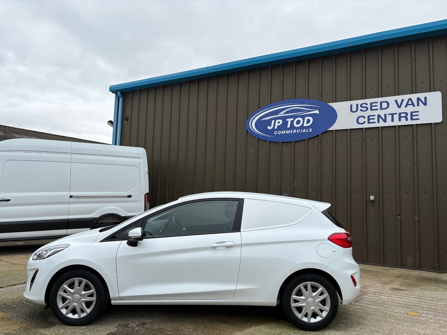 Used Ford Fiesta 2019 for sale - 77989400: Photo 7