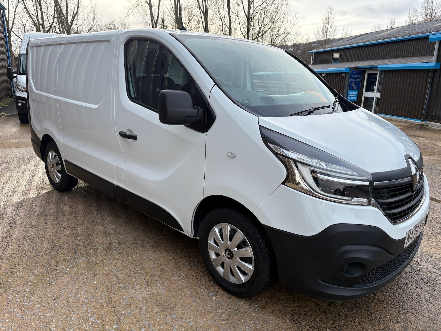 Used Renault Trafic 2021 for sale - 77187270: Photo 2