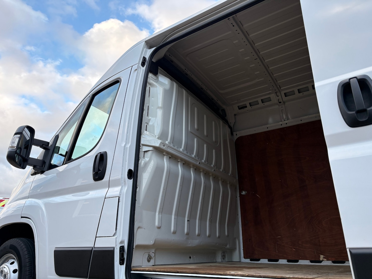 Used Citroen Relay 2023 for sale - 77449610: Photo 12