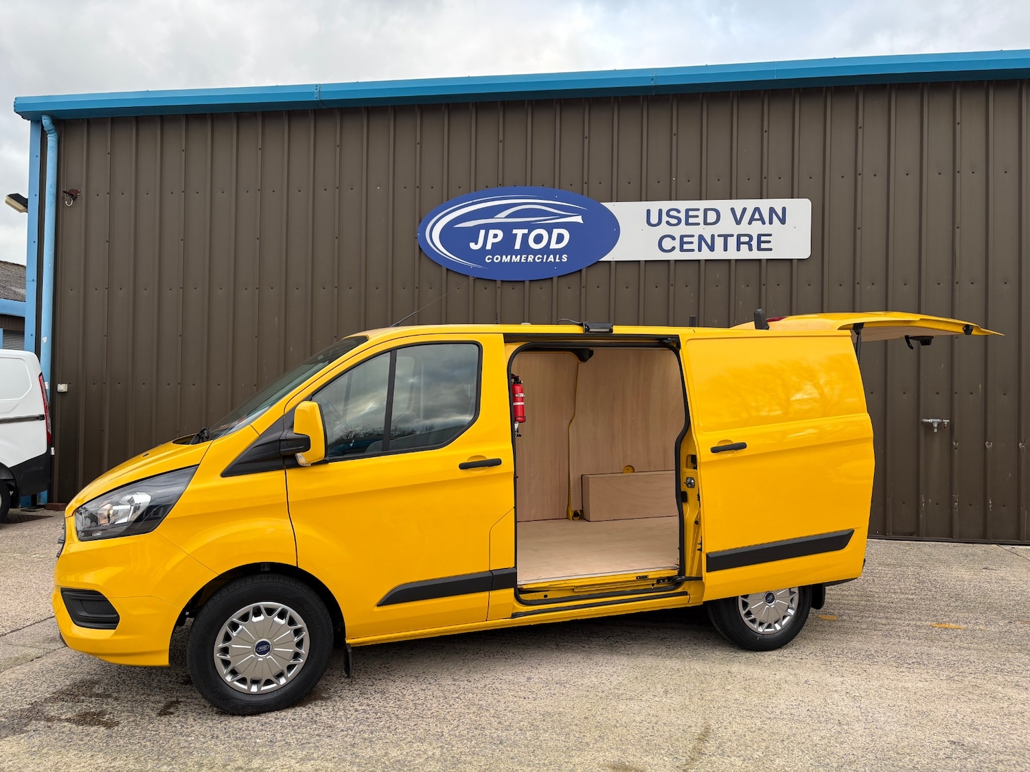 Used Ford Transit Custom 2022 for sale - 77104608: Photo 1
