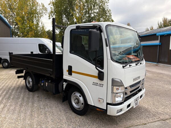 Used Isuzu Other 2023 for sale - 76243787: Photo 3