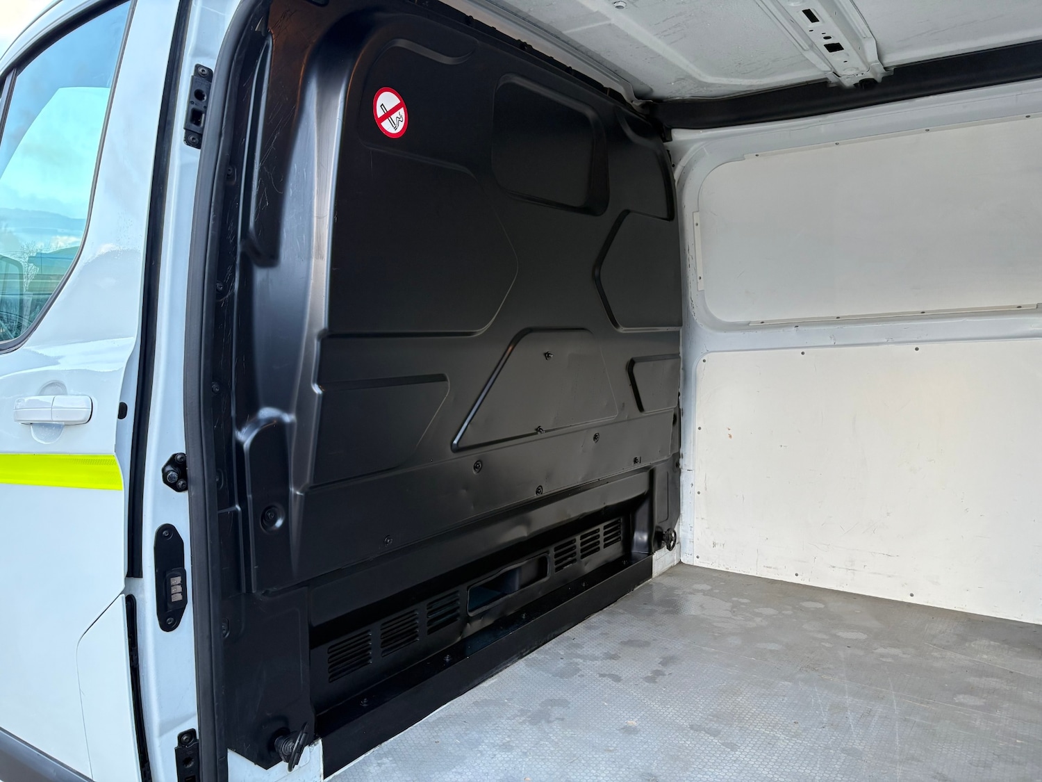 Used Ford Transit Custom 2017 for sale - 77248596: Photo 13