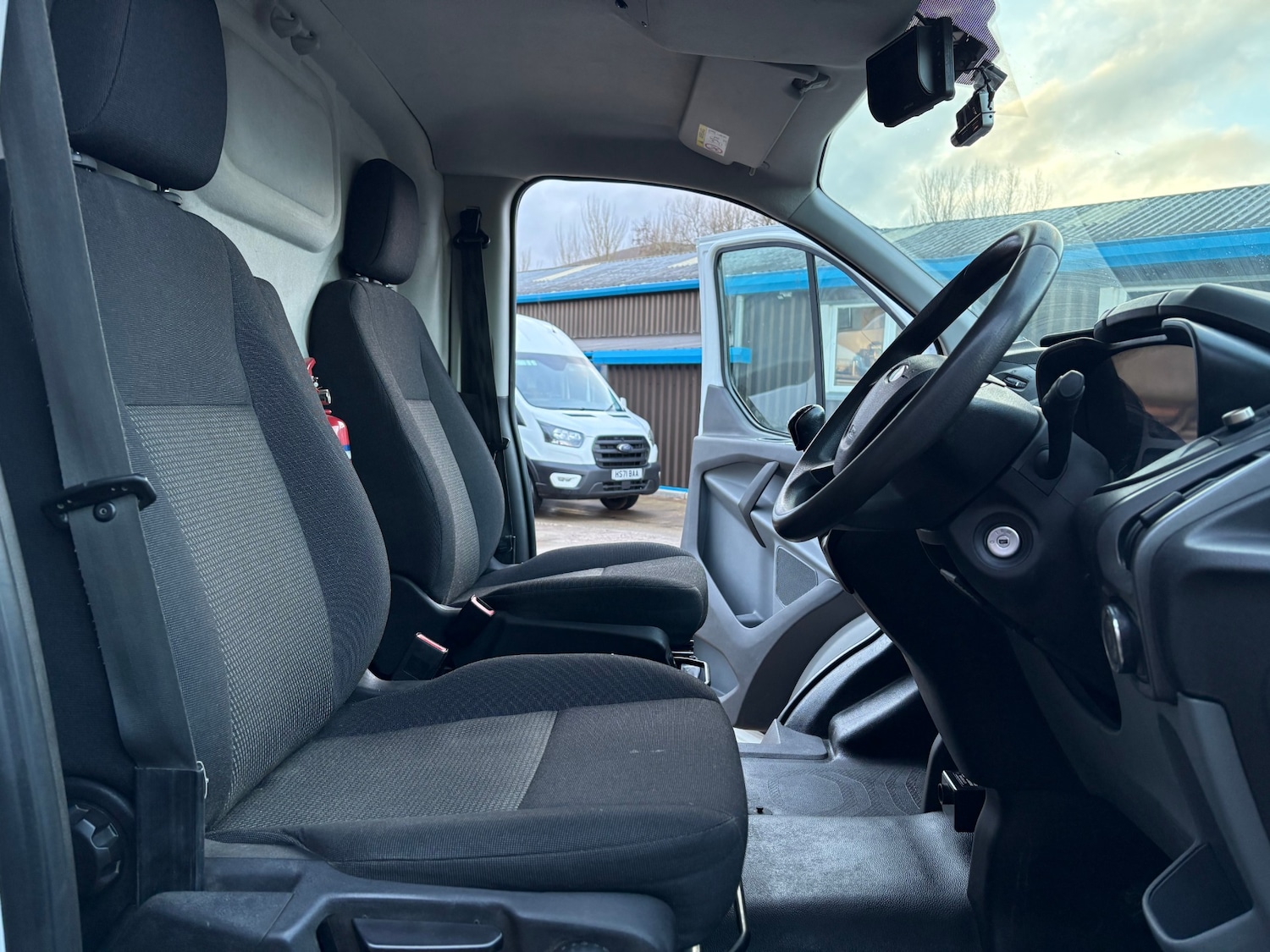 Used Ford Transit Custom 2017 for sale - 77248596: Photo 18