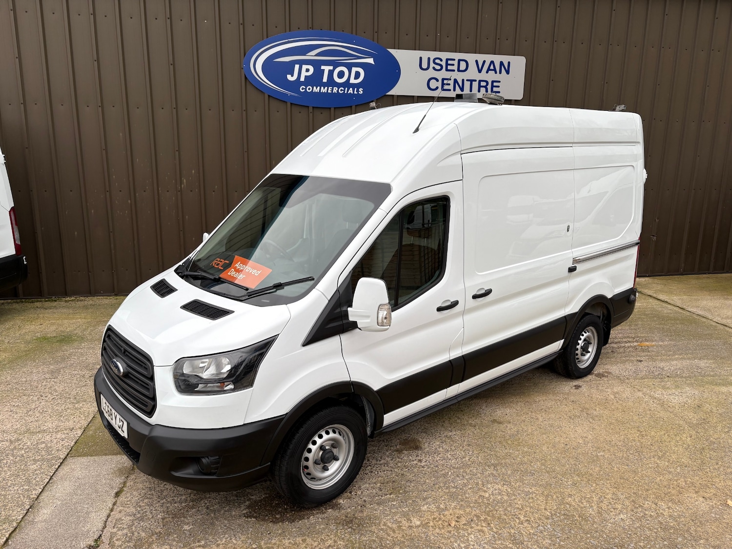 Used Ford Transit 2018 for sale - 76415738: Photo 1