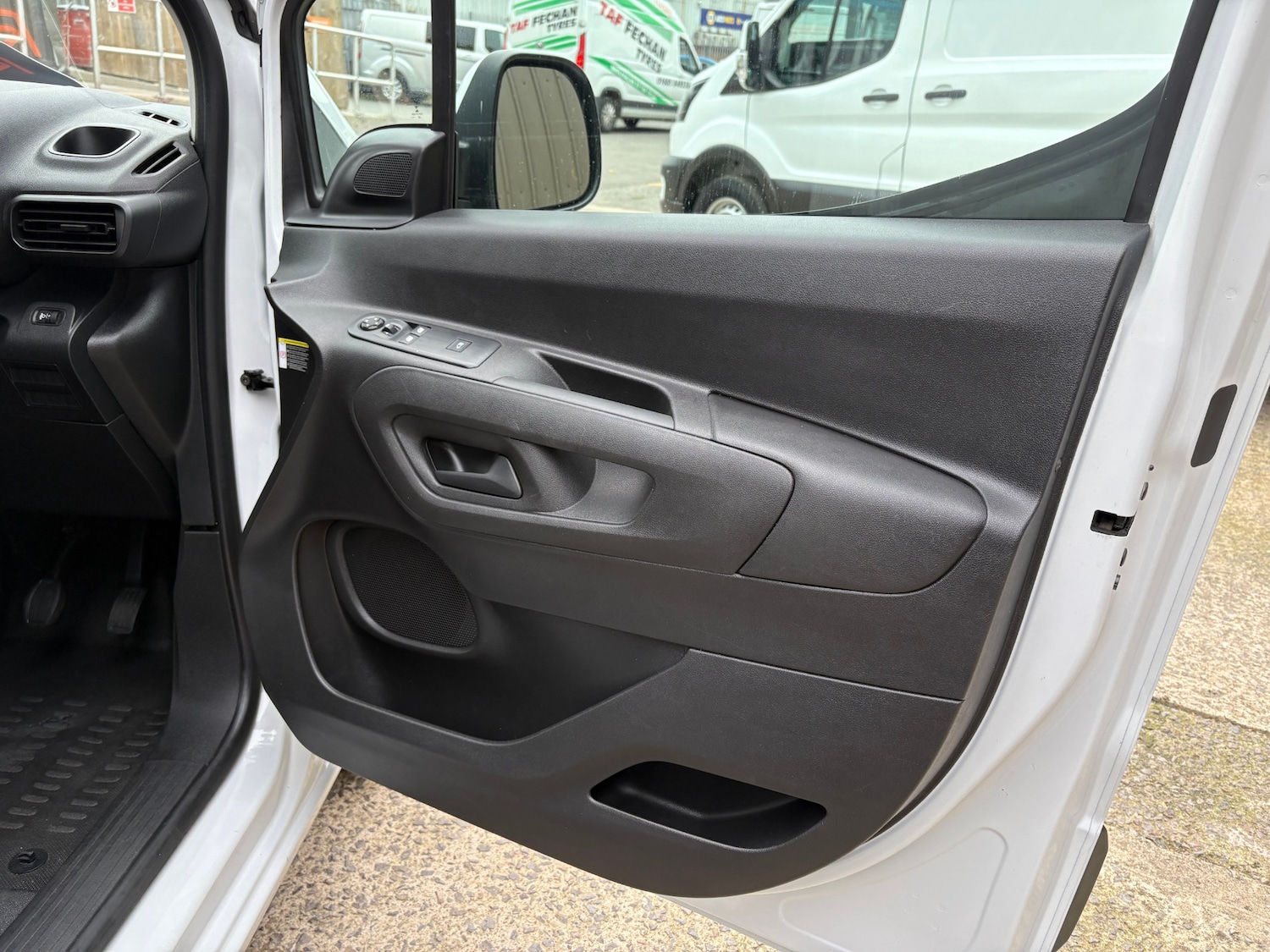 Used Citroen Berlingo 2022 for sale - 76277125: Photo 14