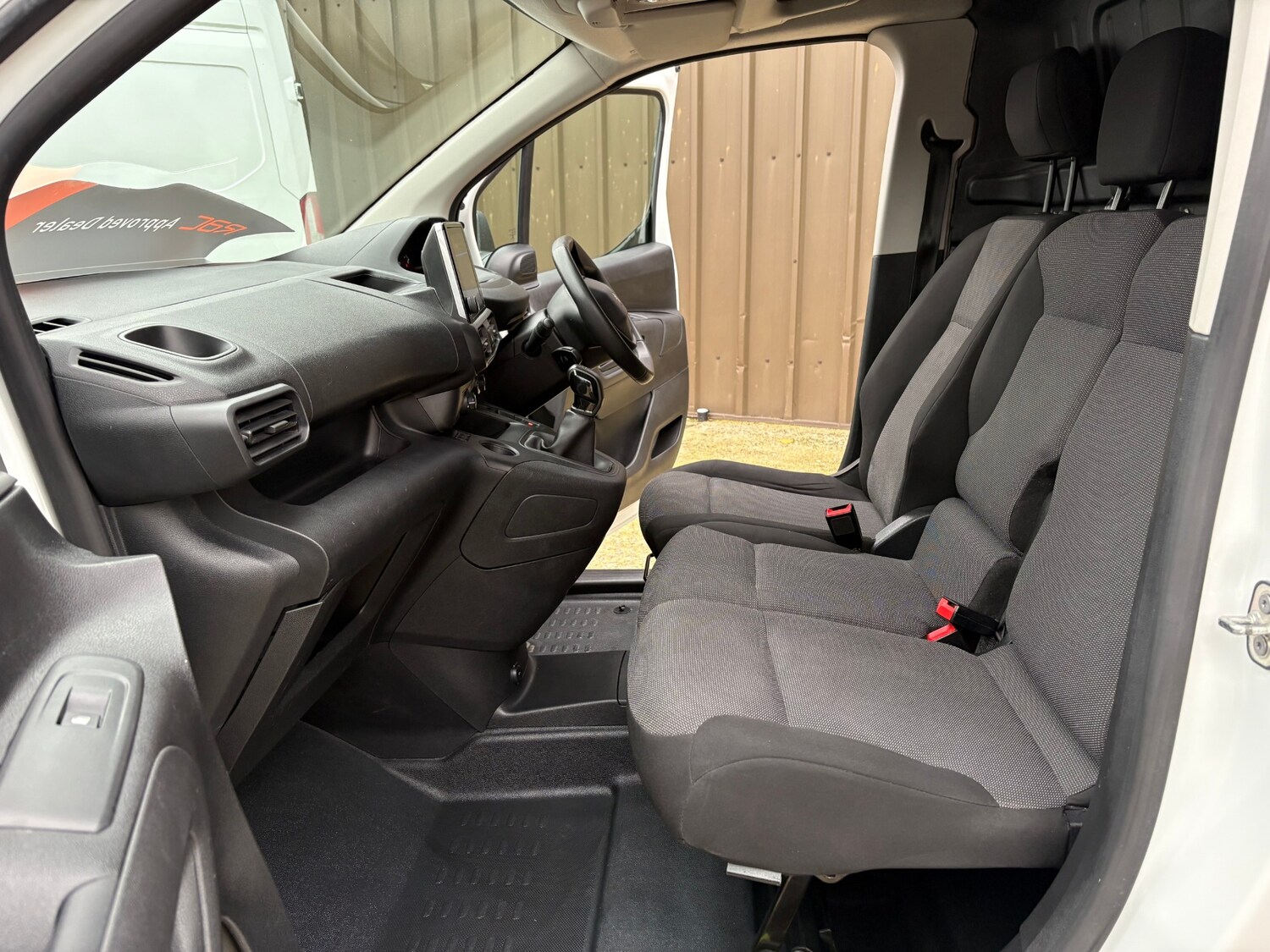 Used Peugeot Partner 2020 for sale - 76466672: Photo 11