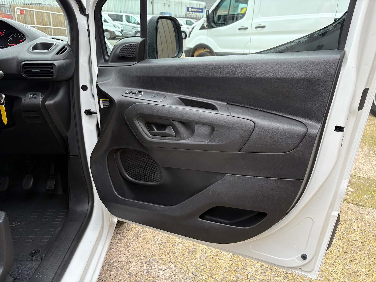 Used Peugeot Partner 2020 for sale - 76466672: Photo 13