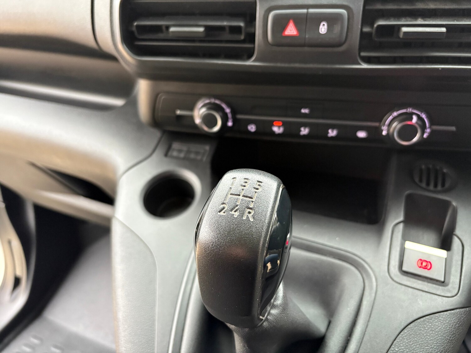 Used Peugeot Partner 2020 for sale - 76466672: Photo 16