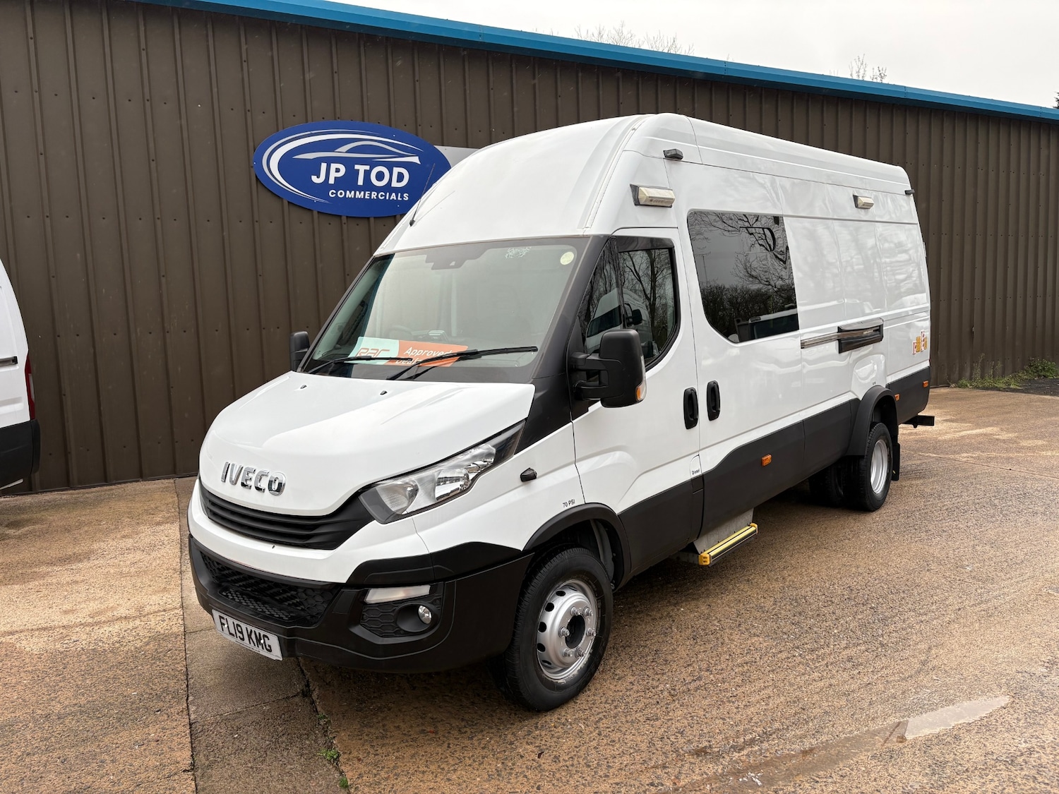 Used Iveco Daily 2019 for sale - 76832061: Photo 1