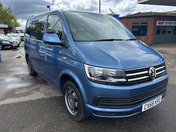 Used Volkswagen Transporter Shuttle 2016 for sale - 78565822: Photo