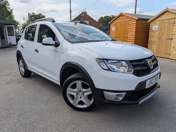 Used Dacia Sandero Stepway 2016 for sale - 79271982: Photo