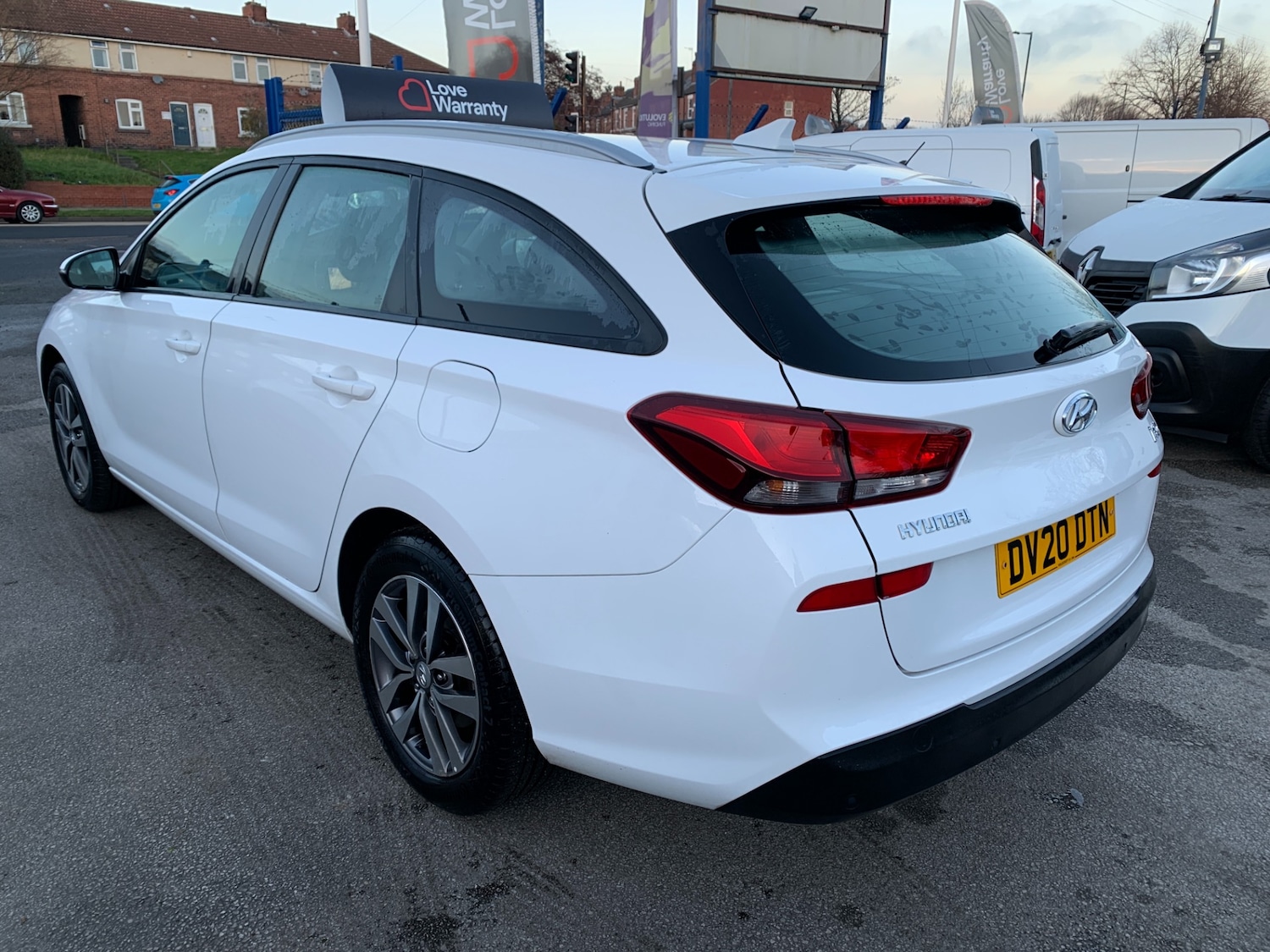 Used Hyundai i30 2020 for sale - 76815171: Photo 3