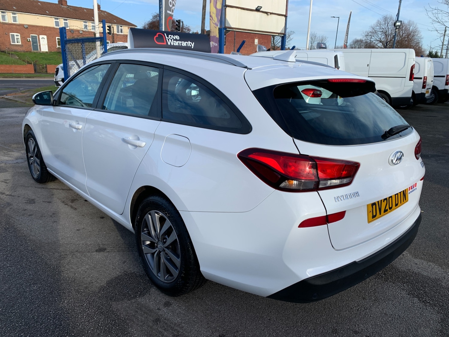 Used Hyundai i30 2020 for sale - 76815171: Photo 6