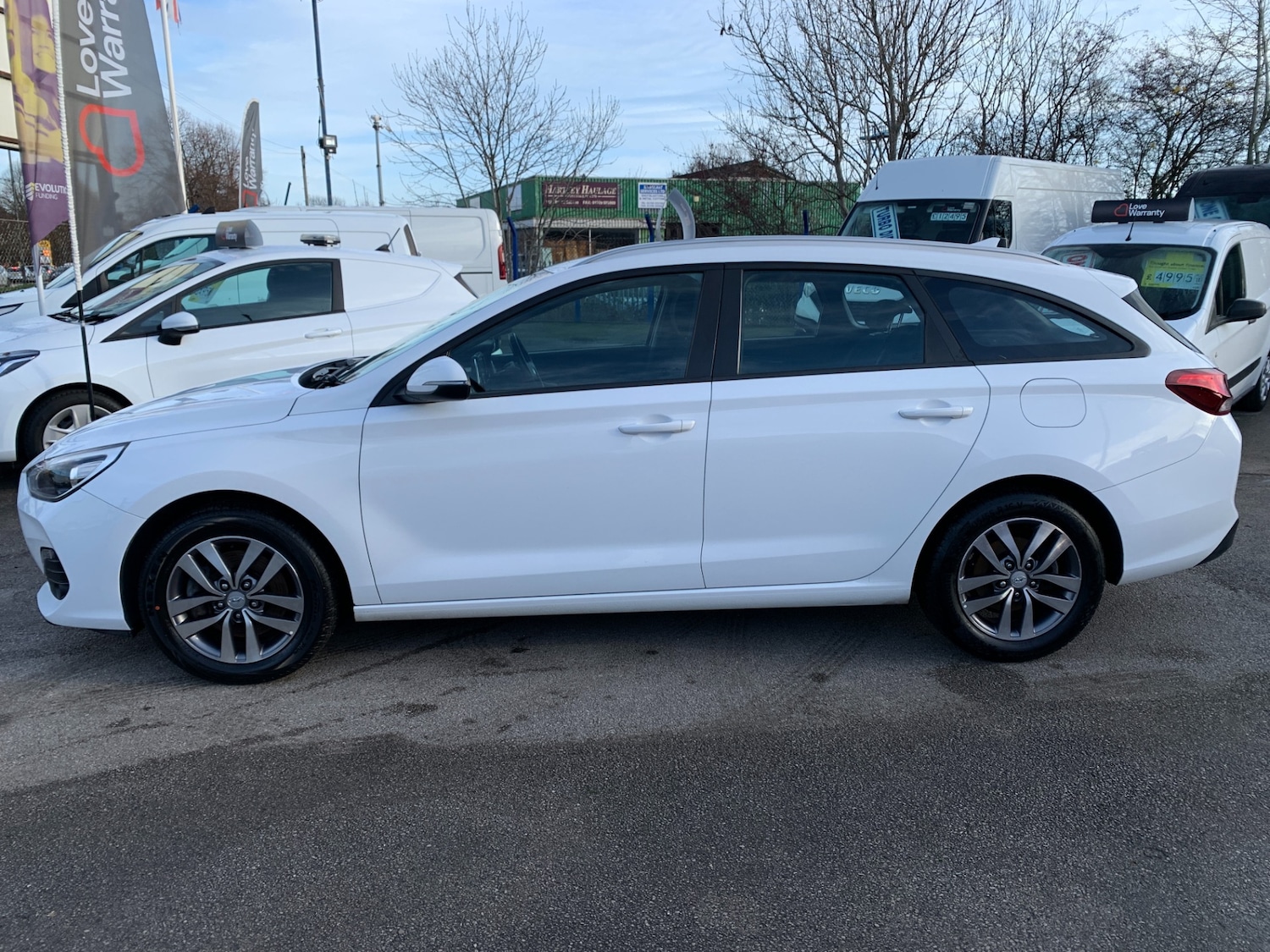 Used Hyundai i30 2020 for sale - 76815171: Photo 9