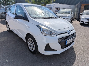 Used Hyundai i10 2017 for sale - 79502815: Photo