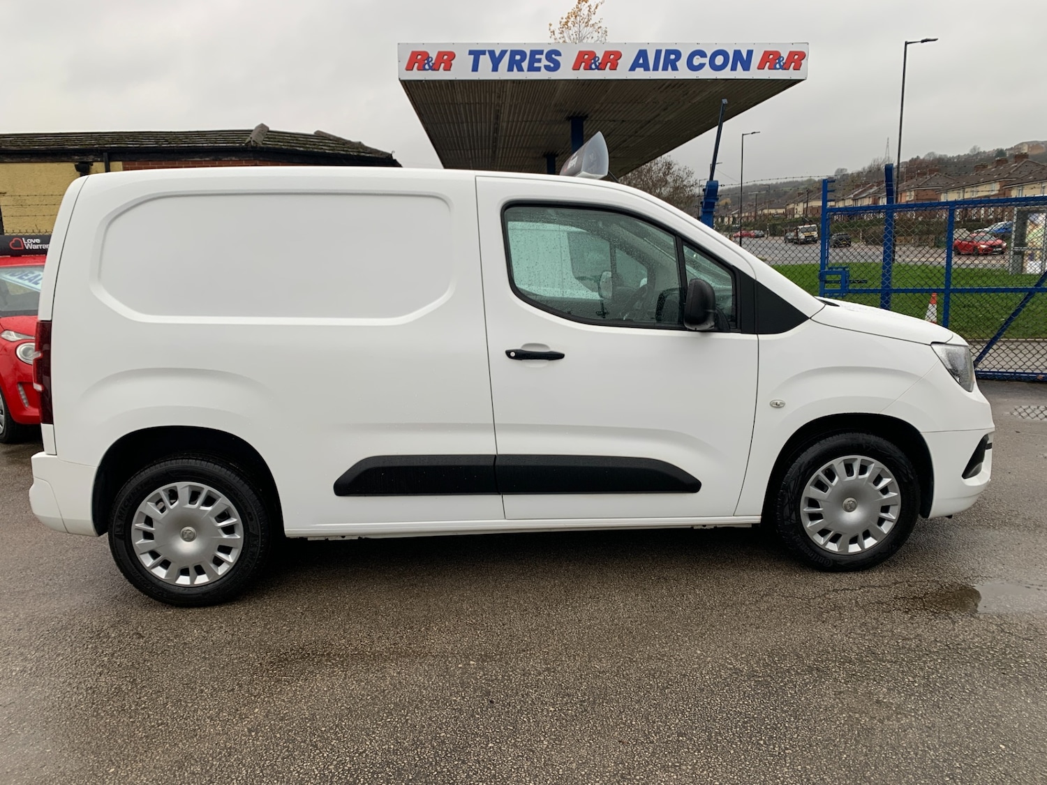 Used Vauxhall Combo 2020 for sale - 76815152: Photo 3