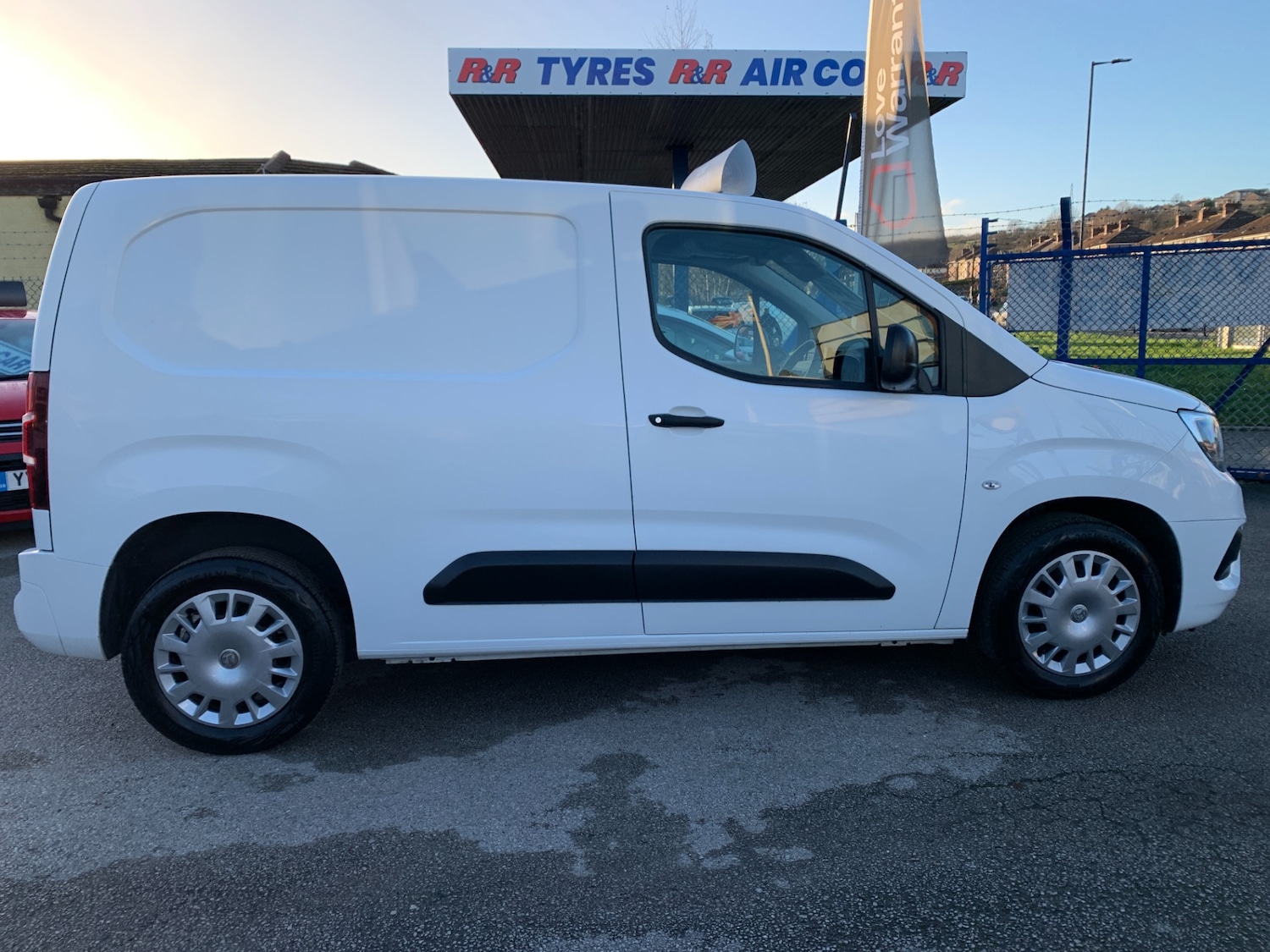 Used Vauxhall Combo 2020 for sale - 76815152: Photo 9