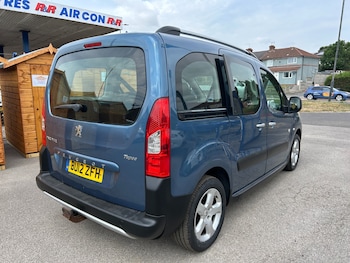 Used Peugeot Partner Tepee 2012 for sale - 79138819: Photo