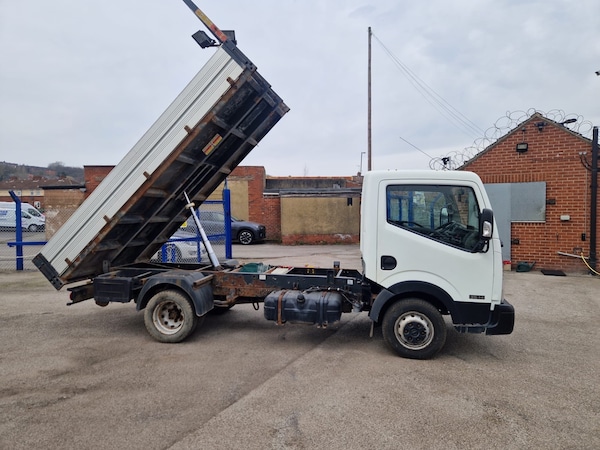 Used Nissan Cabstar 2015 for sale - 76271588: Photo 6