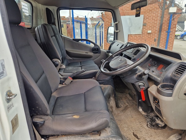 Used Nissan Cabstar 2015 for sale - 76271588: Photo 7