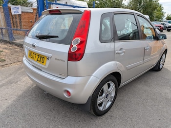 Used Ford Fiesta 2007 for sale - 79342387: Photo