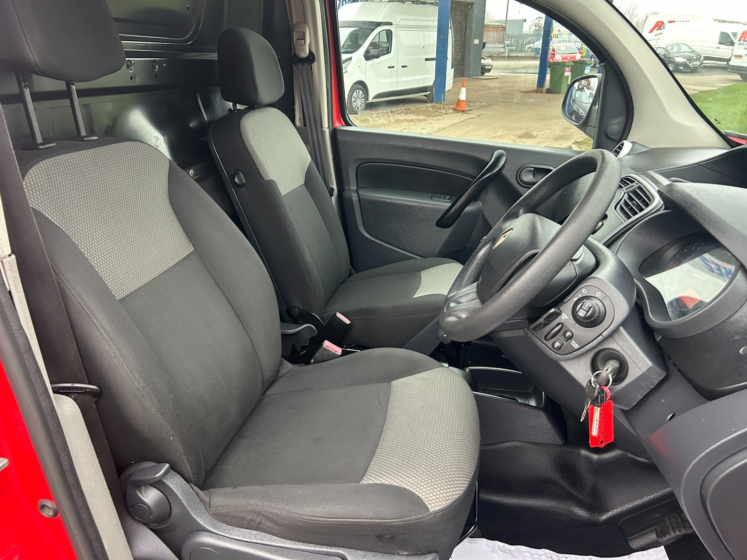 Used Renault Kangoo 2019 for sale - 77418544: Photo 9