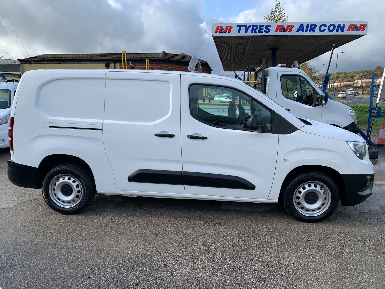 Used Vauxhall Combo 2019 for sale - 76403203: Photo 8