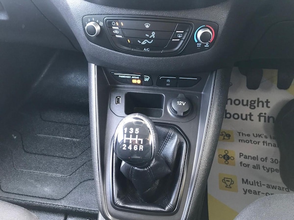 Used Ford Transit Courier 2019 for sale - 74500885: Photo 18