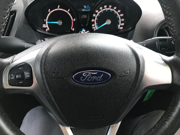 Used Ford Transit Courier 2019 for sale - 74500885: Photo 19