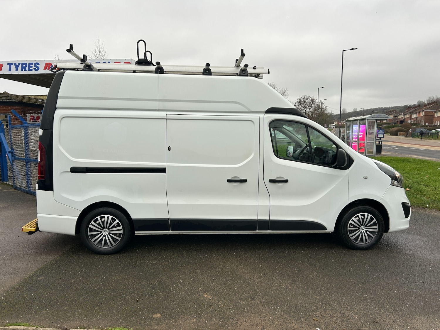Used Vauxhall Vivaro 2019 for sale - 77297160: Photo 7