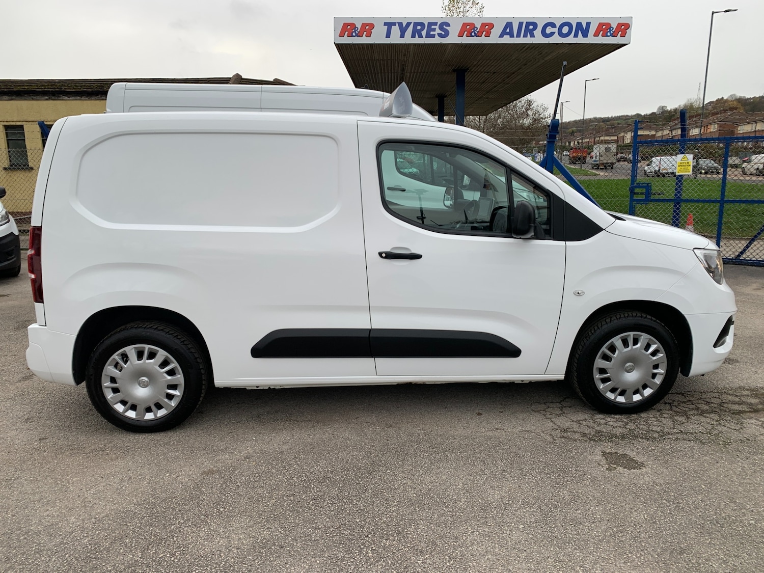 Used Vauxhall Combo 2020 for sale - 77061373: Photo 8