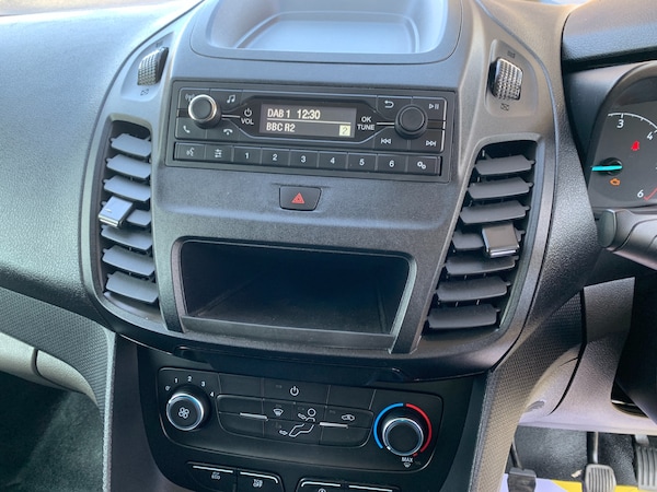 Used Ford Transit Connect 2020 for sale - 75303808: Photo 17