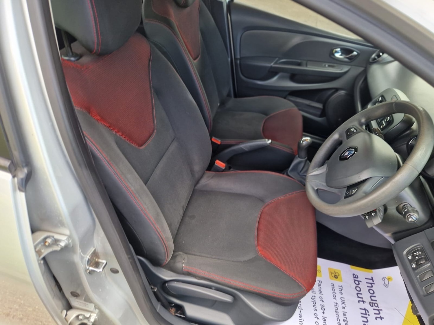 Used Renault Clio 2013 for sale - 75774160: Photo 10