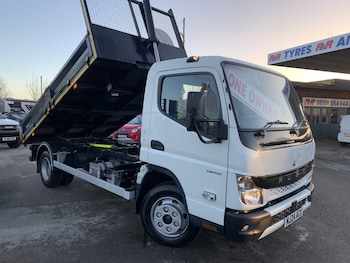 Used Mitsubishi Canter 2024 for sale - 77403622: Photo