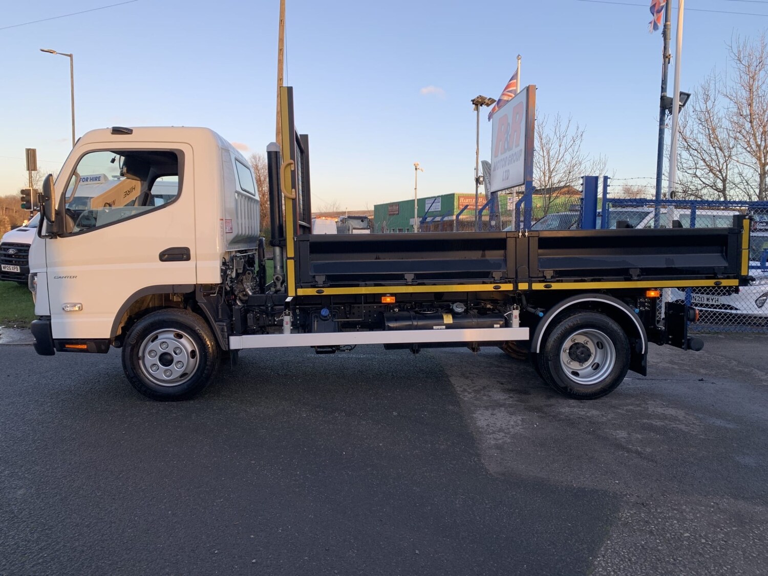 Used Mitsubishi Canter 2024 for sale - 77403622: Photo 9