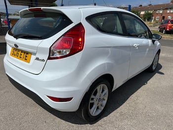 Used Ford Fiesta 2016 for sale - 79746512: Photo