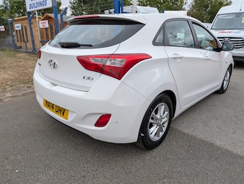 Used Hyundai i30 2014 for sale - 79581894: Photo