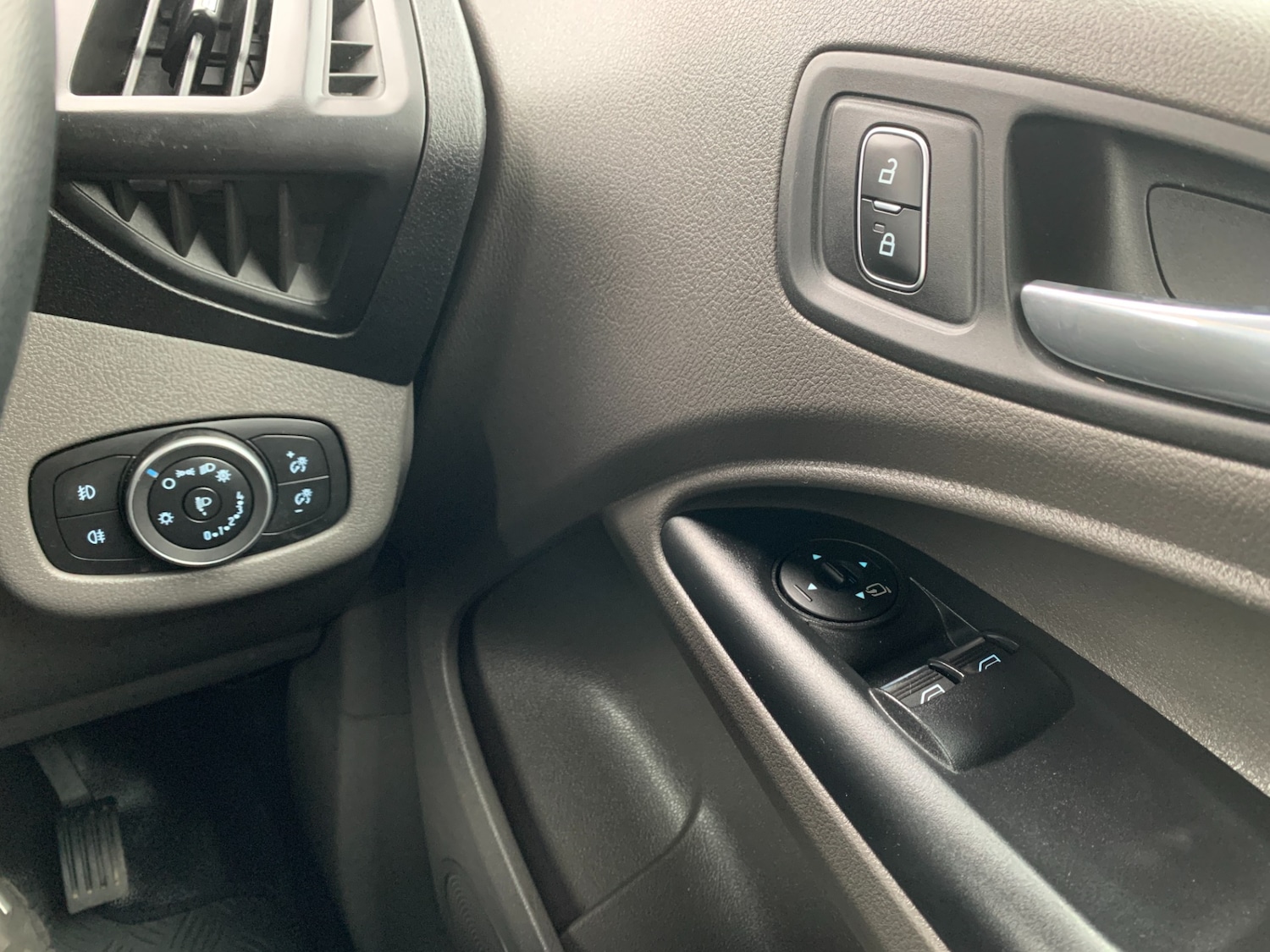 Used Ford Transit Connect 2023 for sale - 76504538: Photo 20