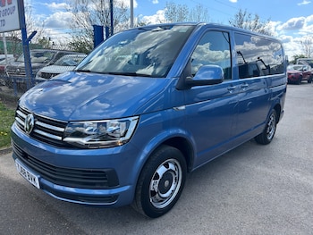 Used Volkswagen Transporter Shuttle 2018 for sale - 78311255: Photo