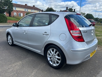 Used Hyundai i30 2011 for sale - 78971275: Photo