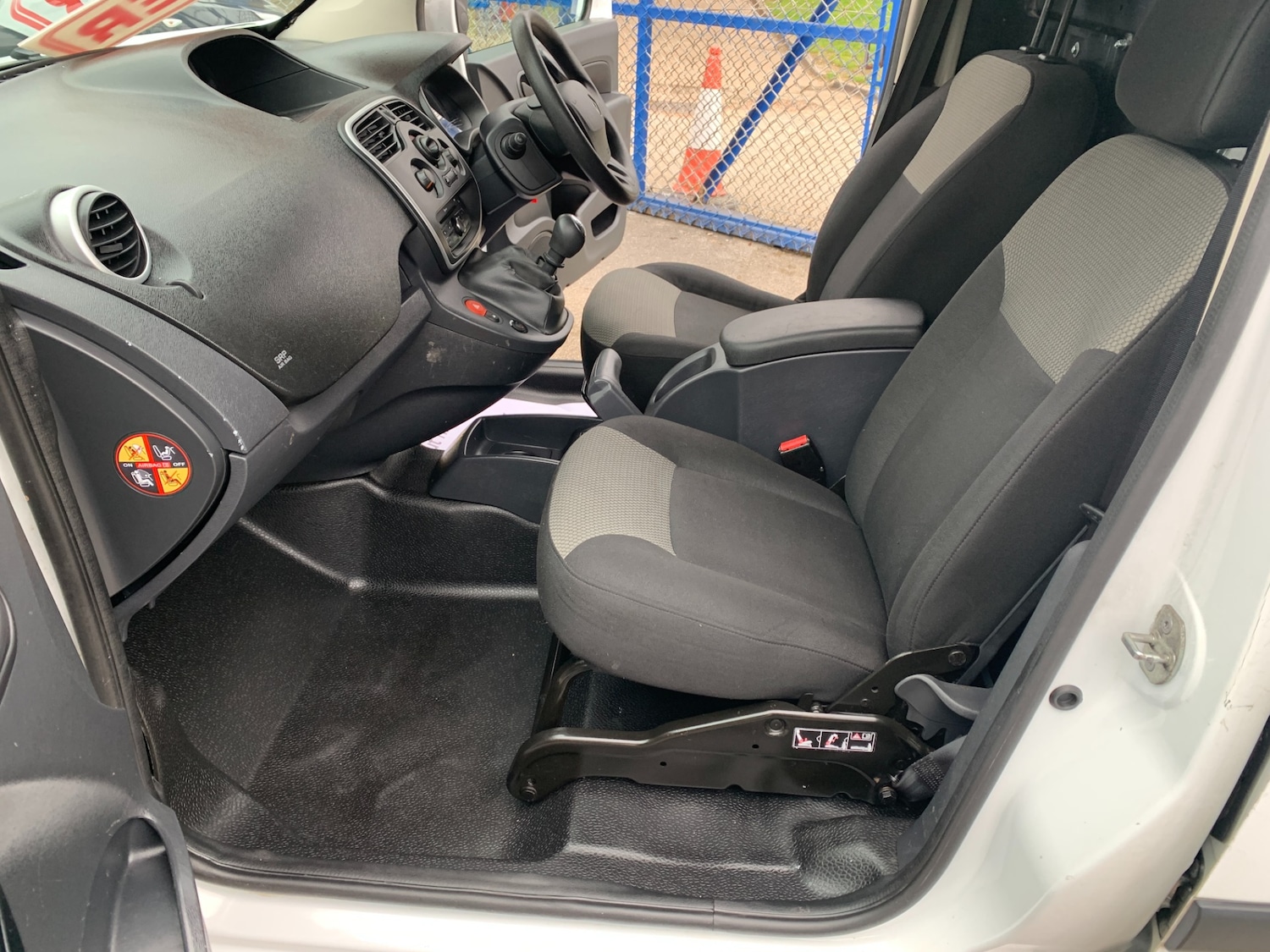 Used Renault Kangoo 2019 for sale - 76048745: Photo 15