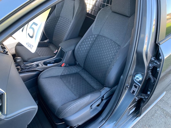 Used Toyota Corolla 2024 for sale - 74594001: Photo 14