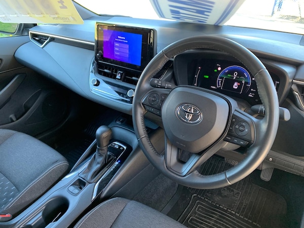 Used Toyota Corolla 2024 for sale - 74594001: Photo 16