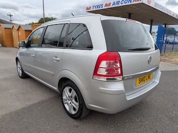 Used Vauxhall Zafira 2010 for sale - 79581849: Photo