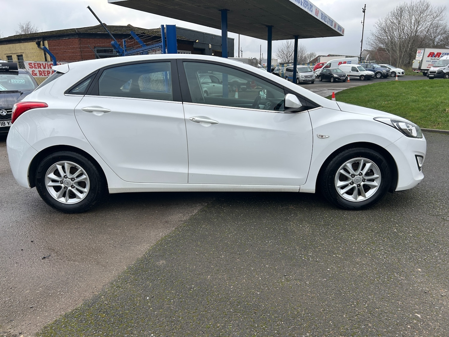 Used Hyundai i30 2015 for sale - 77298694: Photo 8