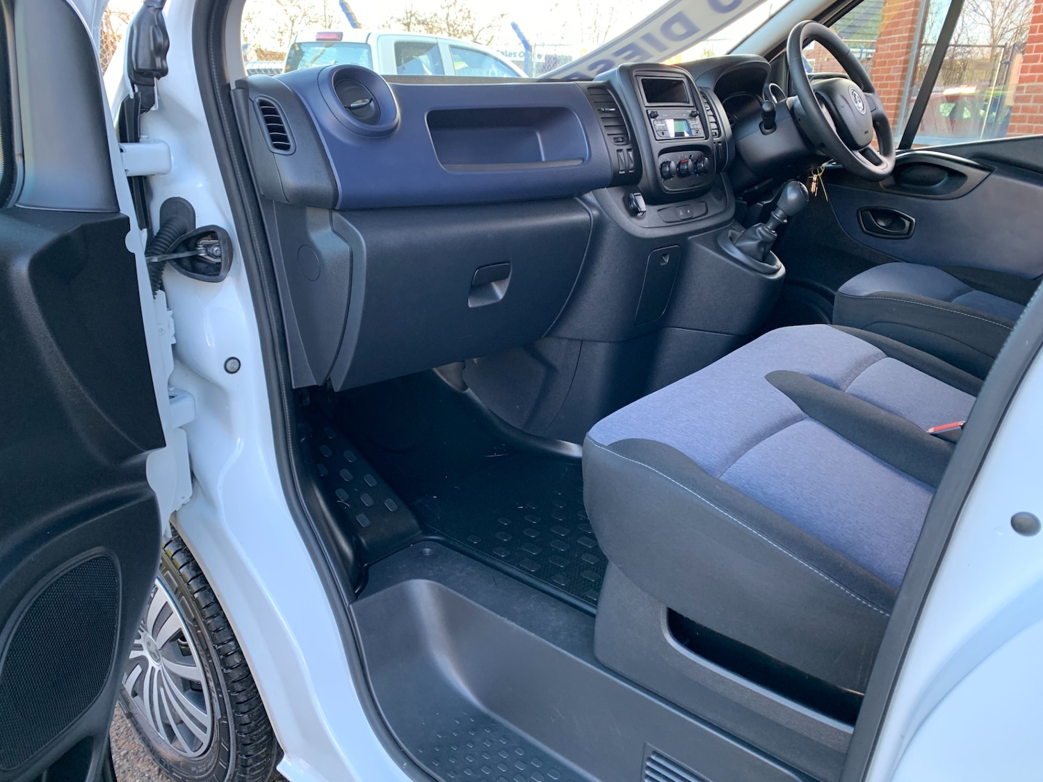 Used Vauxhall Vivaro 2019 for sale - 76879107: Photo 14