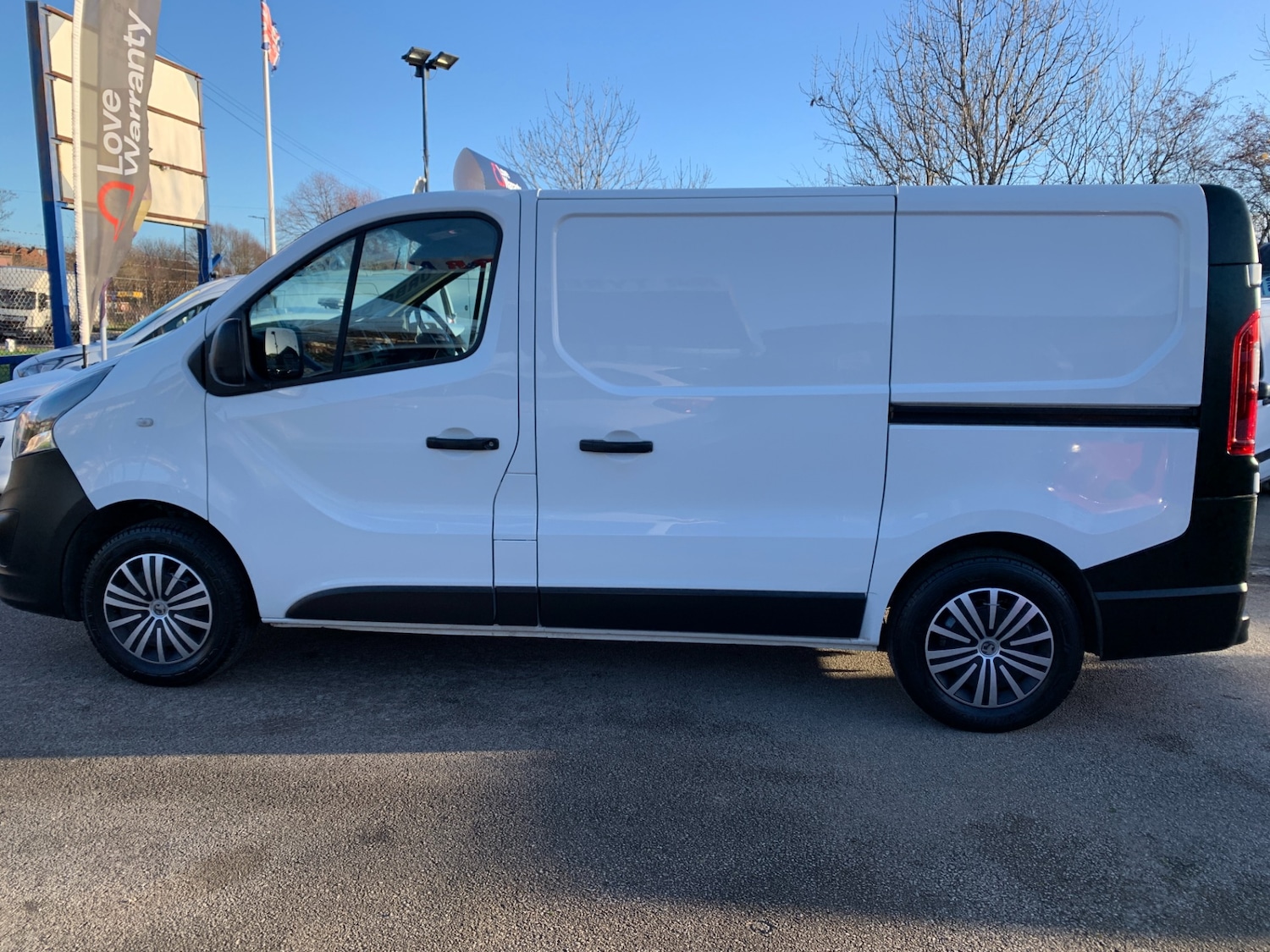 Used Vauxhall Vivaro 2019 for sale - 76879107: Photo 8